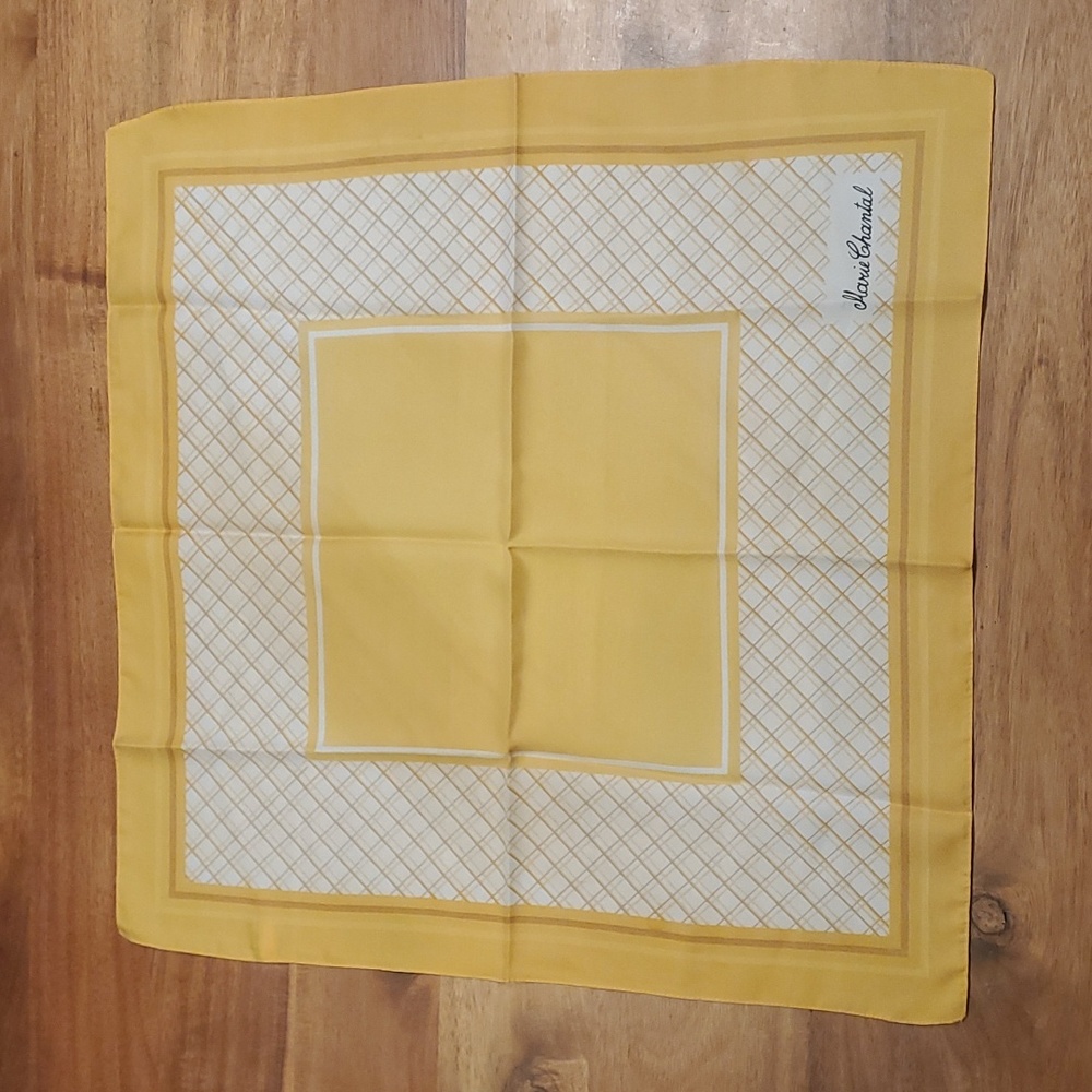 Marie Chantal yellow scarf
